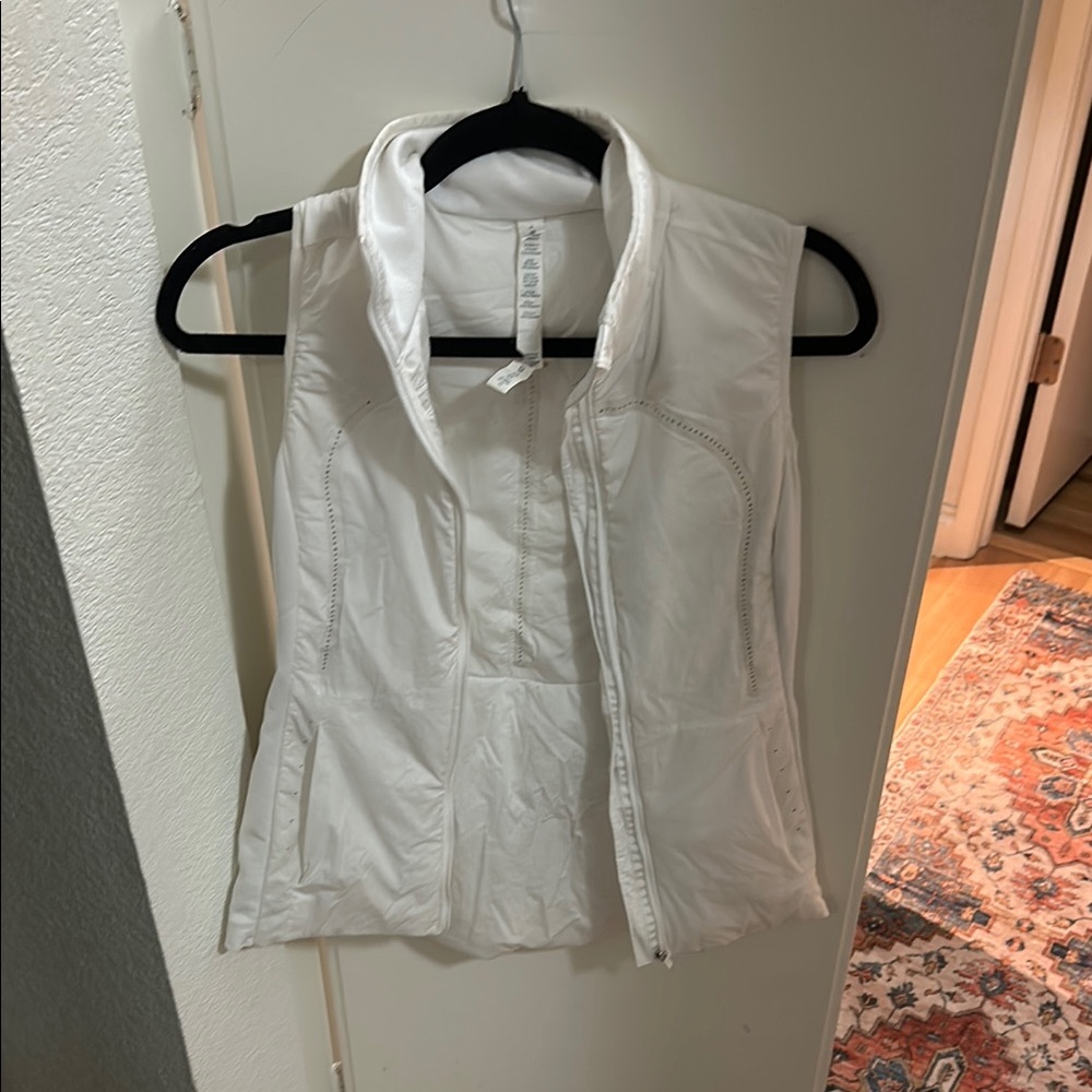 Lululemon Athletica White zipper Down Vest